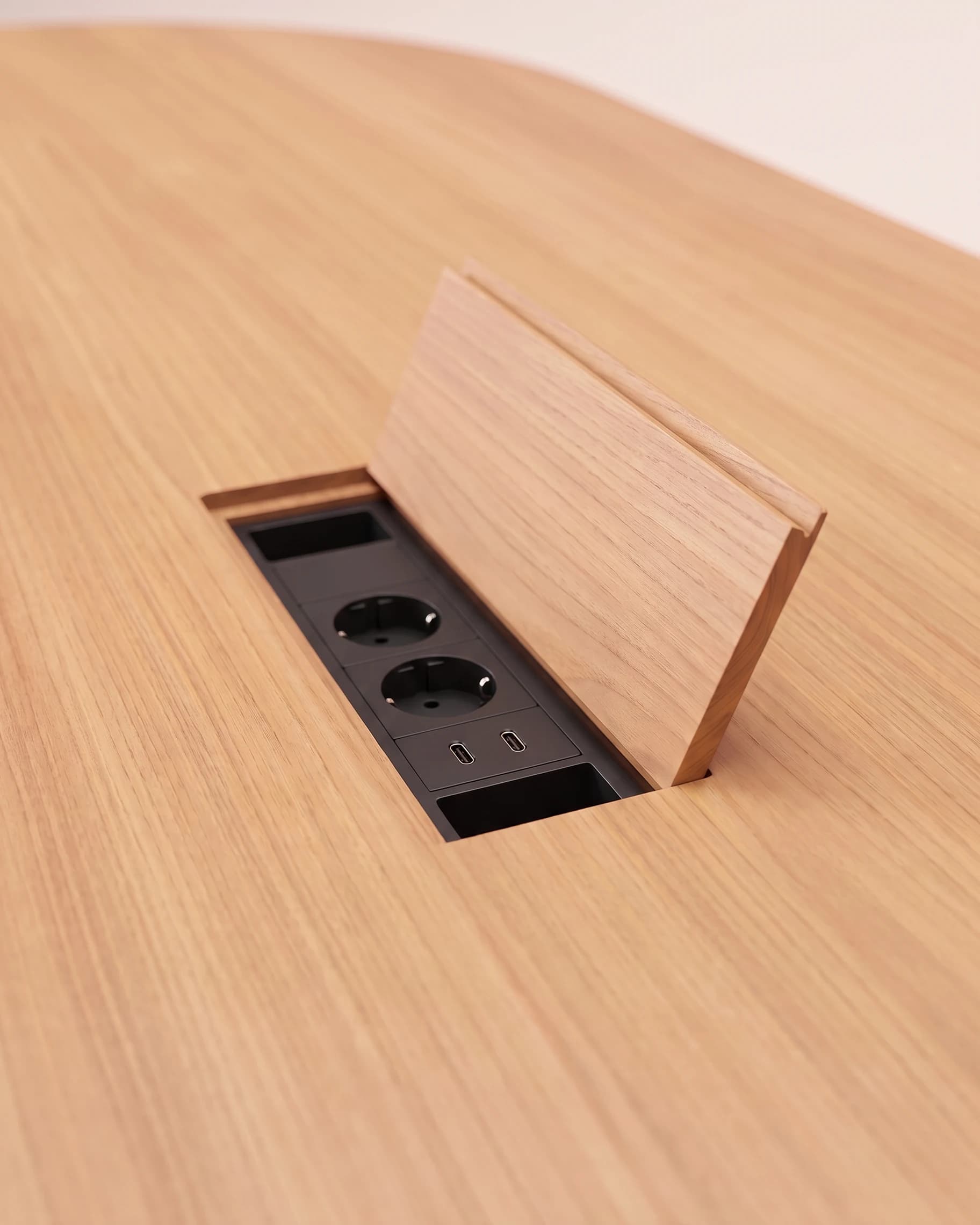 Meeting Table, detail